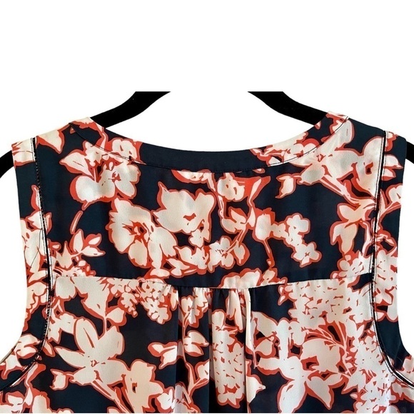 TOMMY HILFIGER, NWOT, WOMENS SLEEVELESS TOP IN NAVY, WHITE & RED. SIZE S/P - Picture 7 of 8